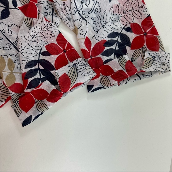 Alfred Dunner White w Red Multi Floral 3/4 Sleeve Top Plus Size 22W Swiss Dot - Picture 7 of 8